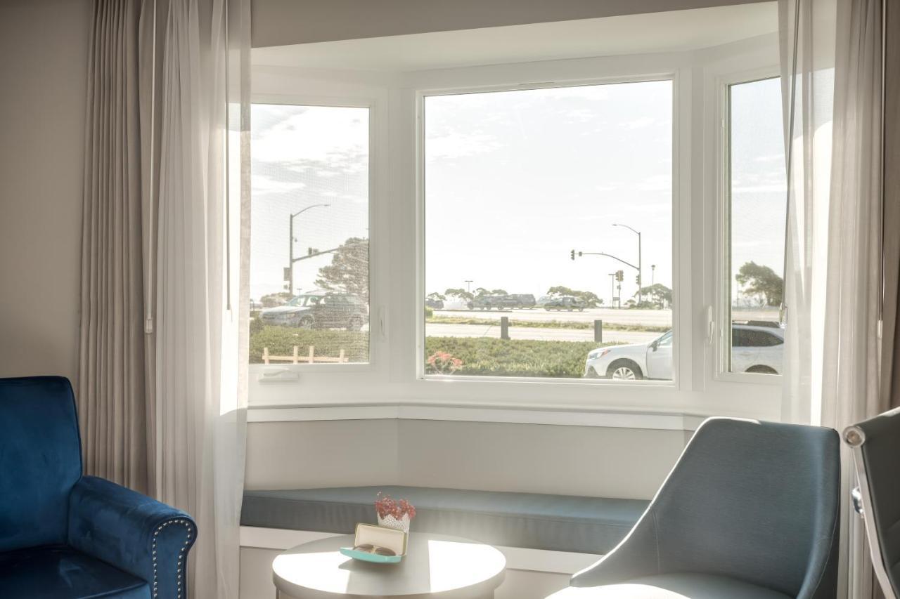 Harbor View Inn 3*